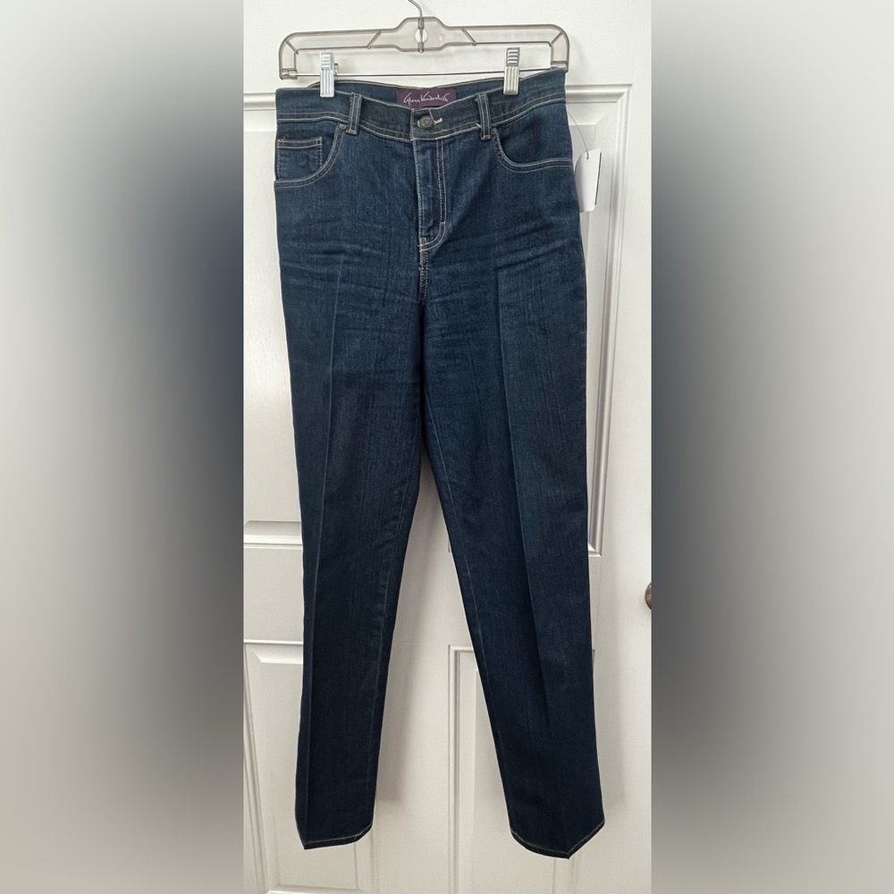 Gloria Vanderbilt Straight-Leg Jeans in Dark Blue Wash
